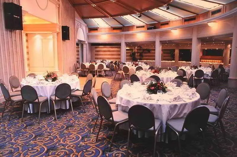 Grand Hotel Beirut 4*,